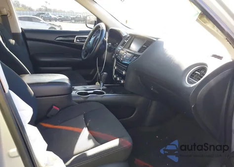 2018 Nissan Pathfinder Sv z USA, uszkodzony, nr VIN 5N1DR2MN8JC614895